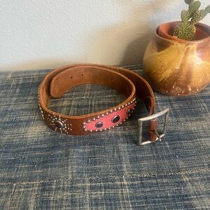 Vintage 90s Western Leather Belt w/ Stingray Inlay ✨ Size Small